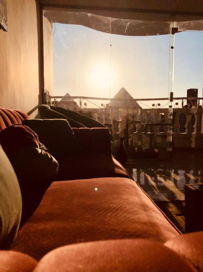 Full Pyramids View Apartment With Balcony For 8 P Kafret el-Gabal Eksteriør billede